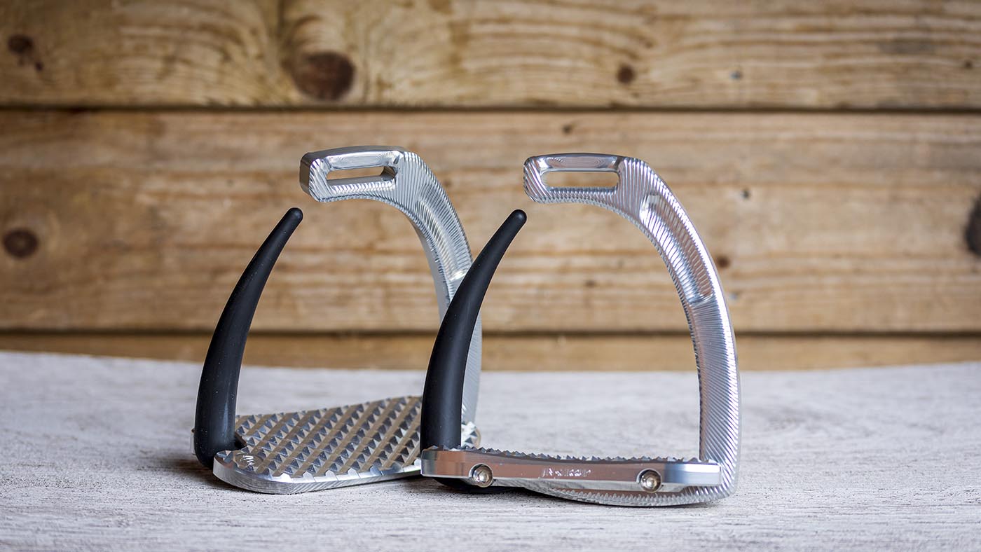 5 Best Stirrup Pads for Grip in 2025